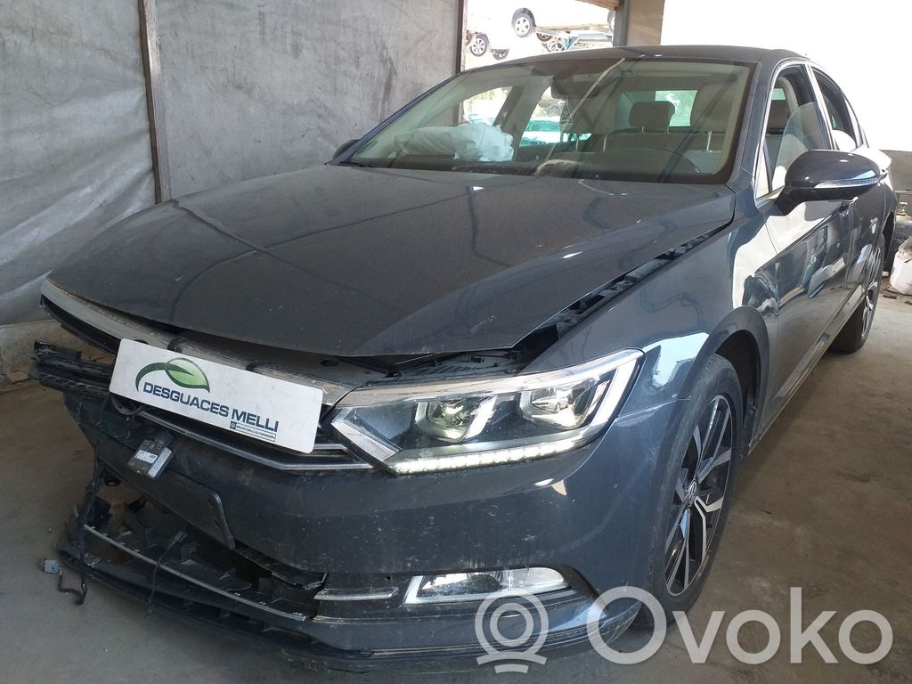 PASSAT B8 Passat  3G5867211
