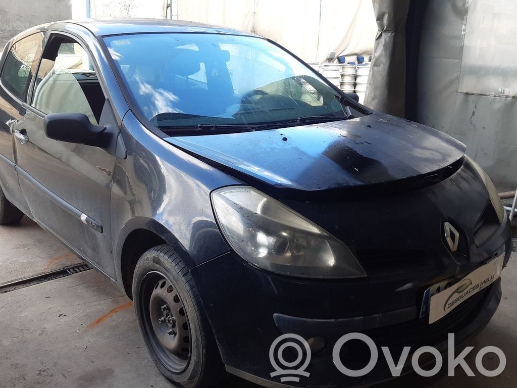 Clio III Clio  8200525991
