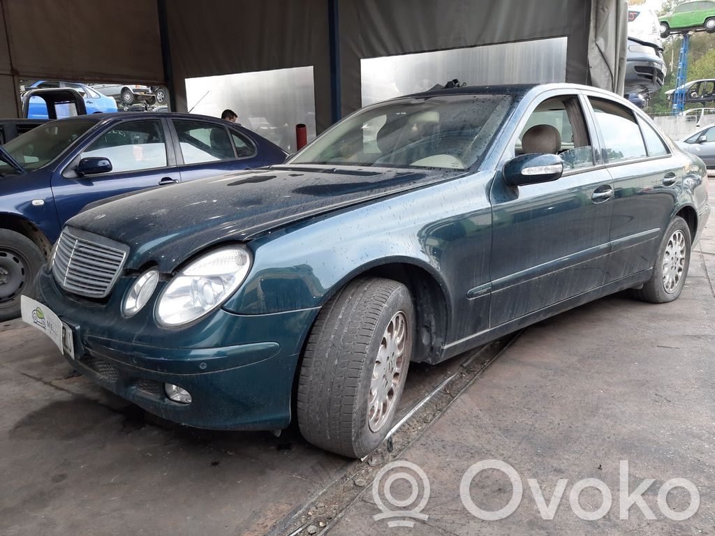 E W211 E-class, AMG (W124, W210, W211, W212, W213, C207, W238)  2118200426