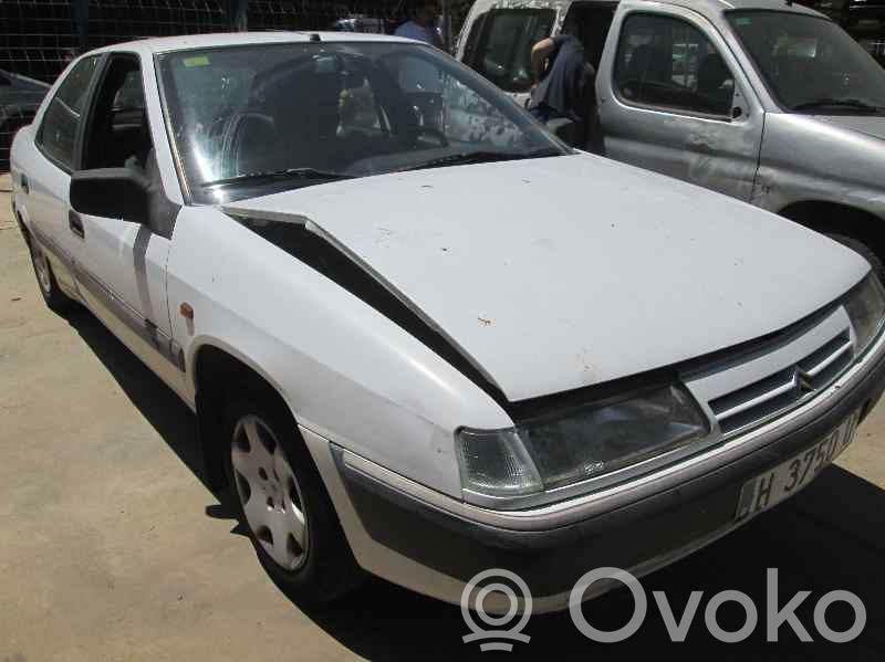 Xantia Xantia  8731C2