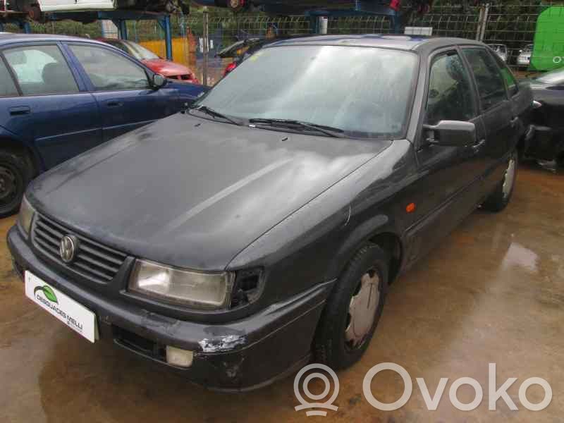 PASSAT B3 Passat  3A5945112B
