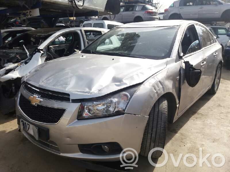 Cruze Cruze  13503178