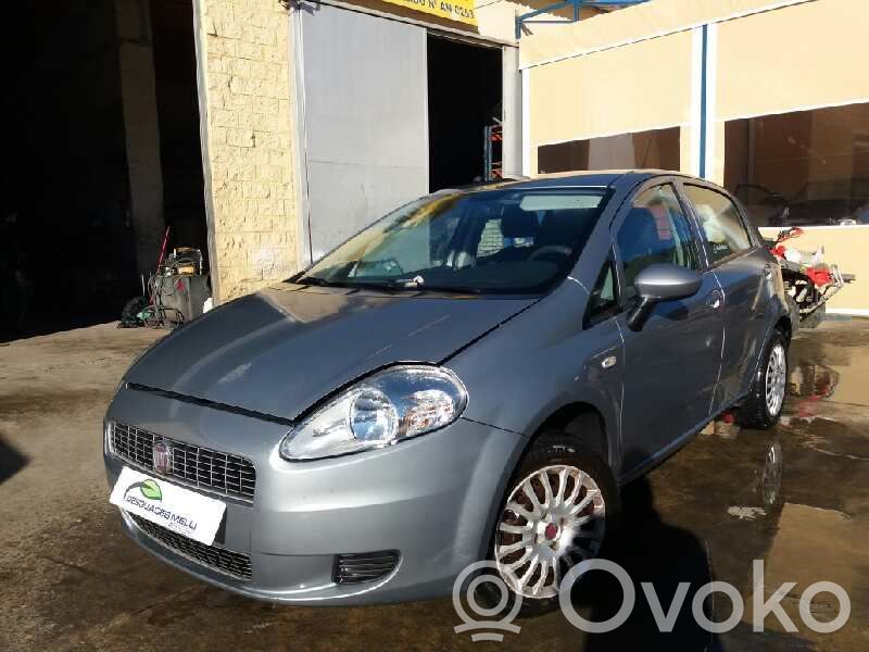 Grande Punto Grande Punto  0055200418
