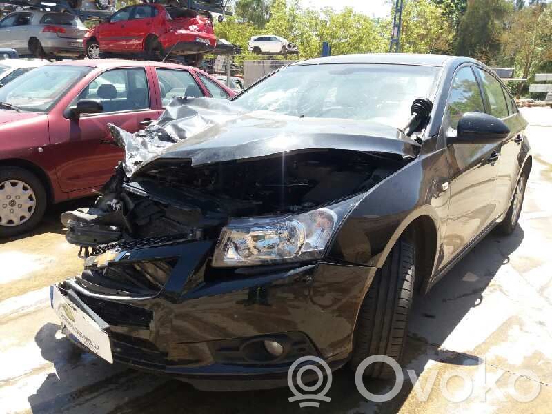 Cruze Cruze  95987764