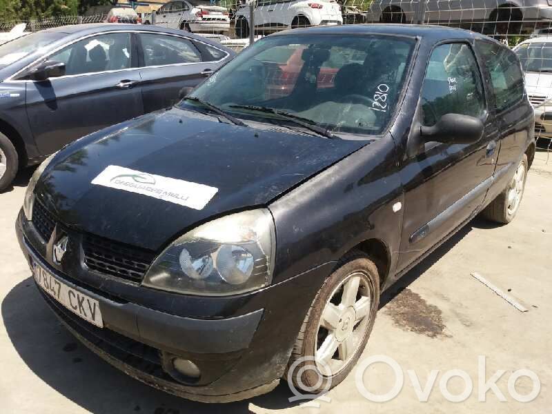 Clio II Clio  8200327149