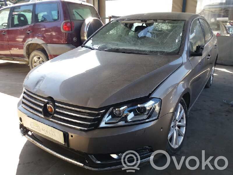 PASSAT B7 Passat  3AA868750