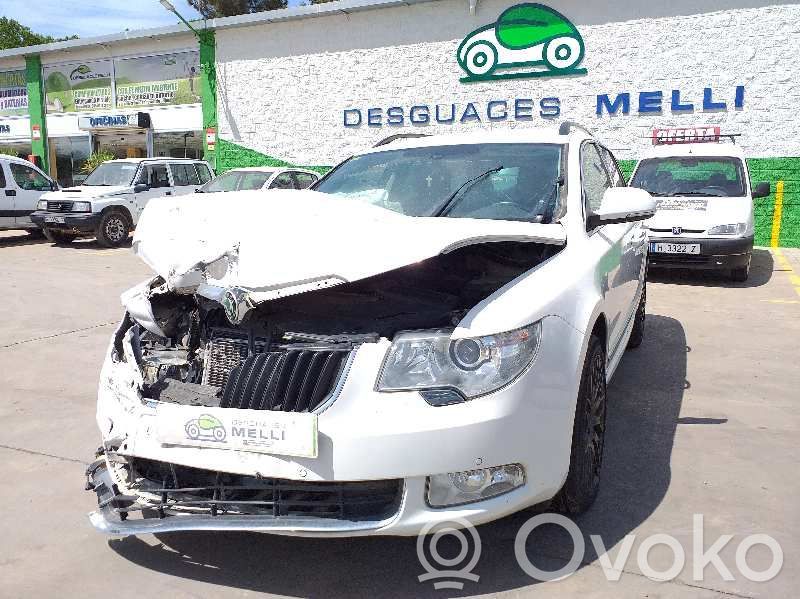Superb B6 (3T) Superb  3T0907044BL