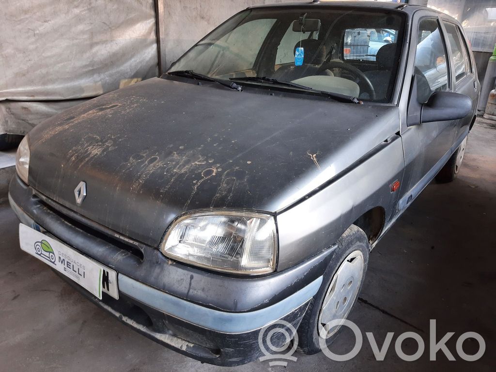 Clio I Clio  025779