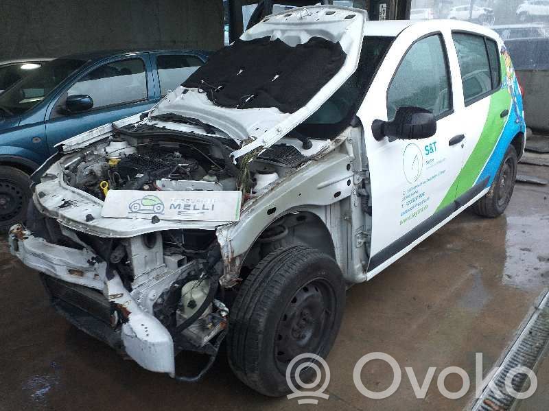 Sandero Sandero, Sandero Stepway  8200673745