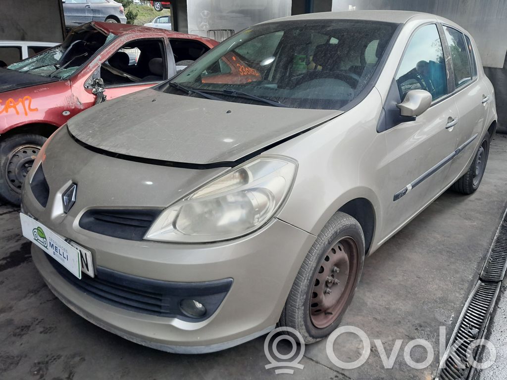 Clio III Clio  8200475692
