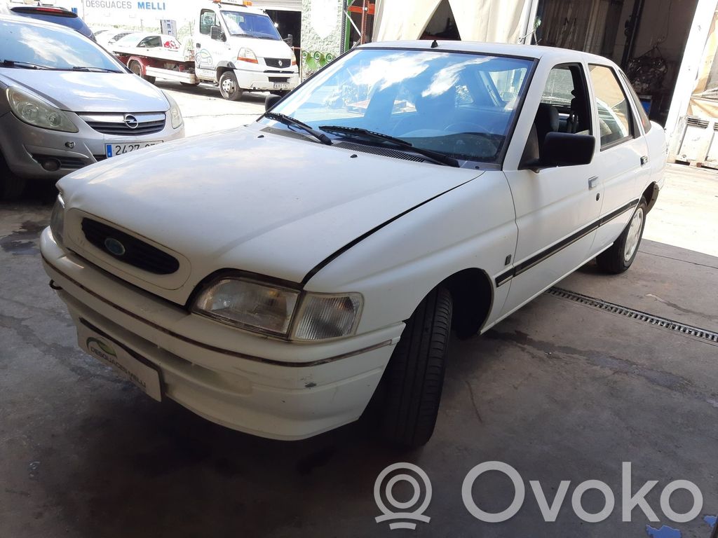 Escort Escort  93ABA43102AB