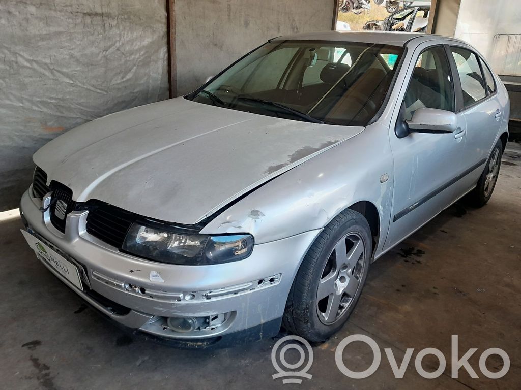 Leon (1M) Leon  4B0953503H