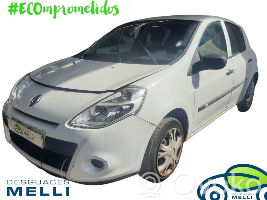 Clio III Clio  8200299546
