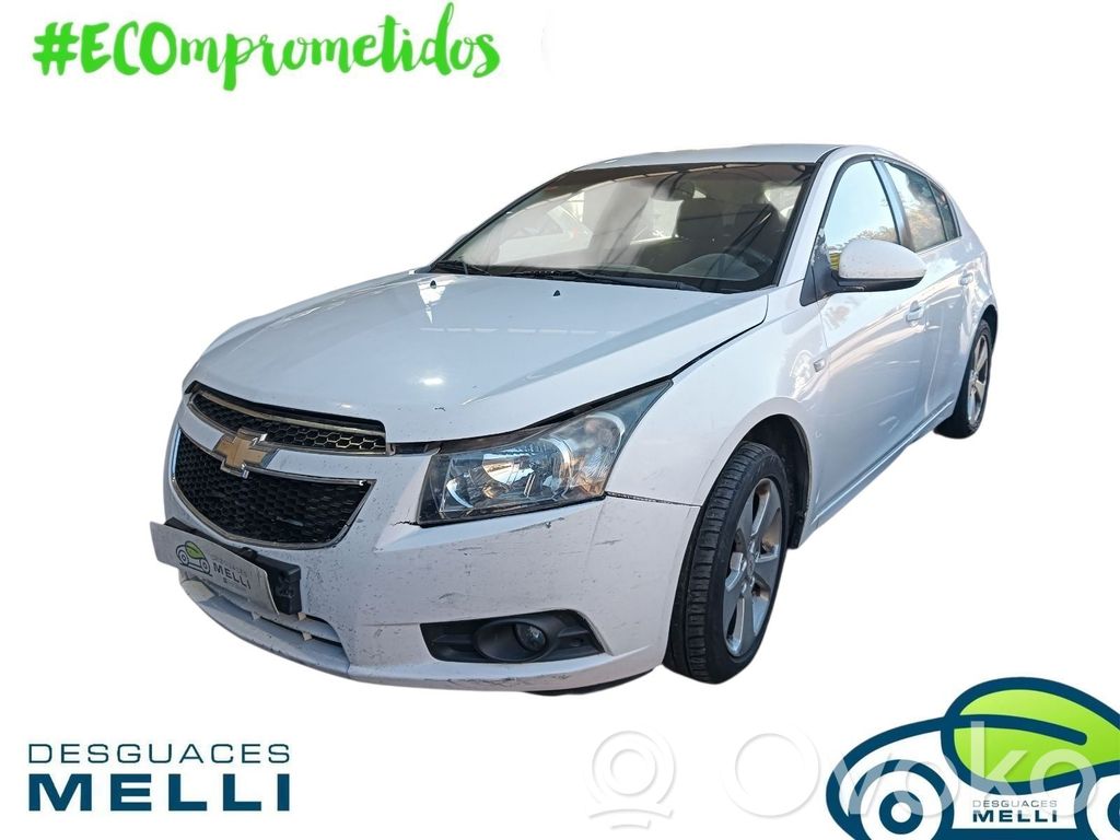Cruze Cruze  42371146