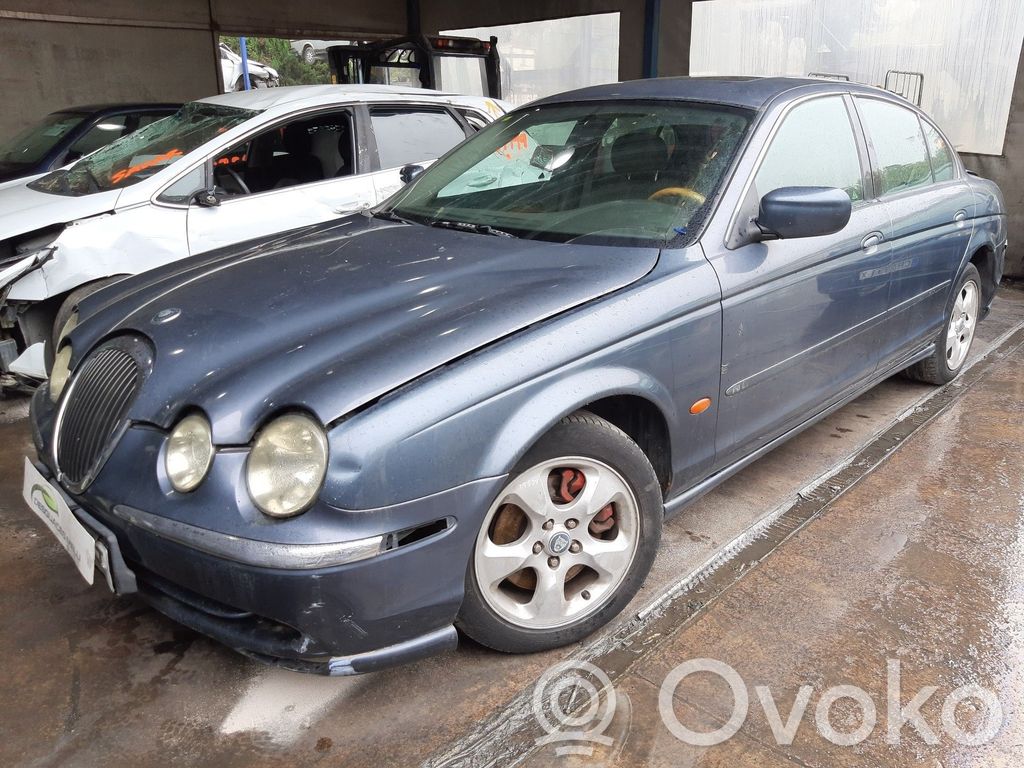 S-Type S-Type  XR82935