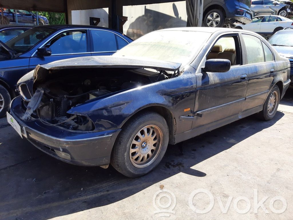 5 E39 Series 5  51168266604