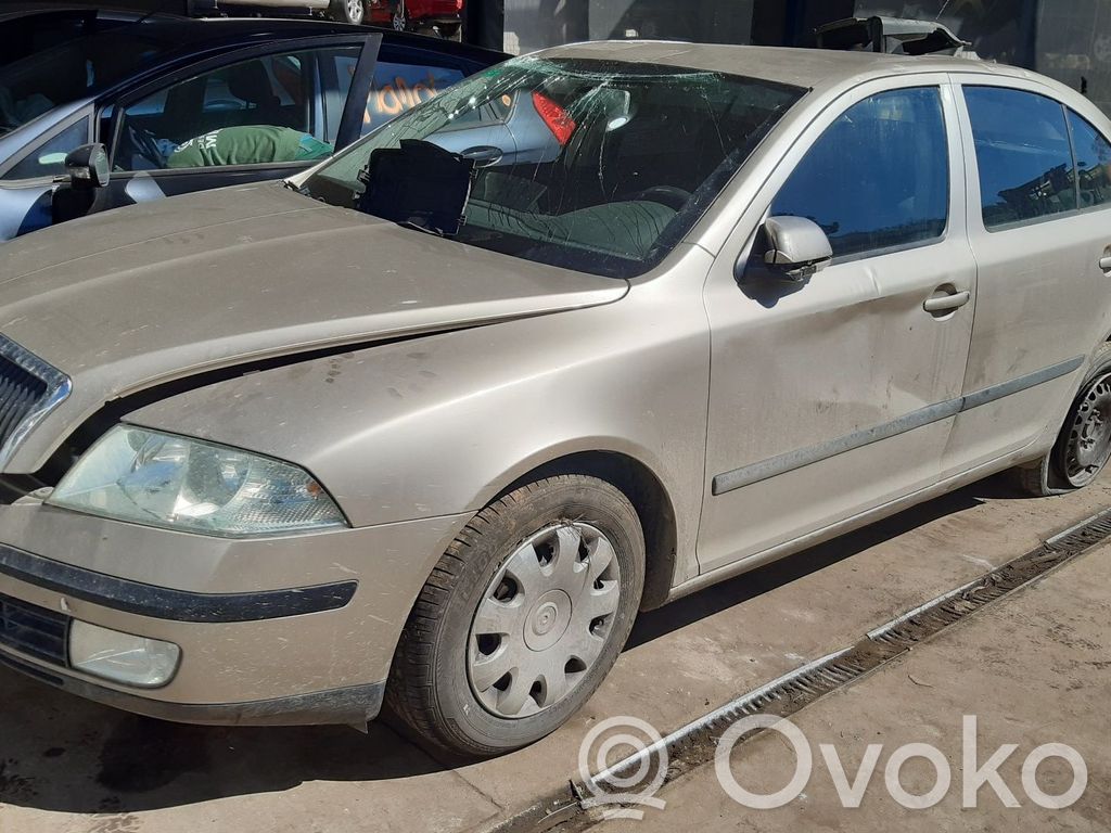 Octavia Mk2 (1Z) Octavia  1K0407151AA