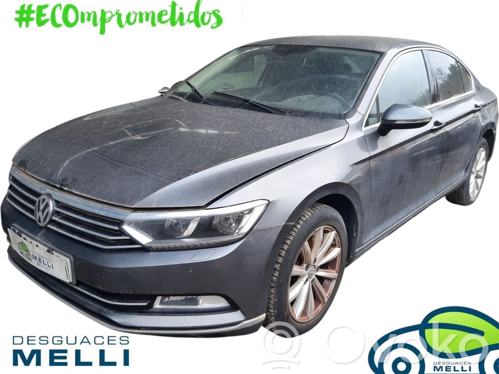 PASSAT B8 Passat  3G1858366