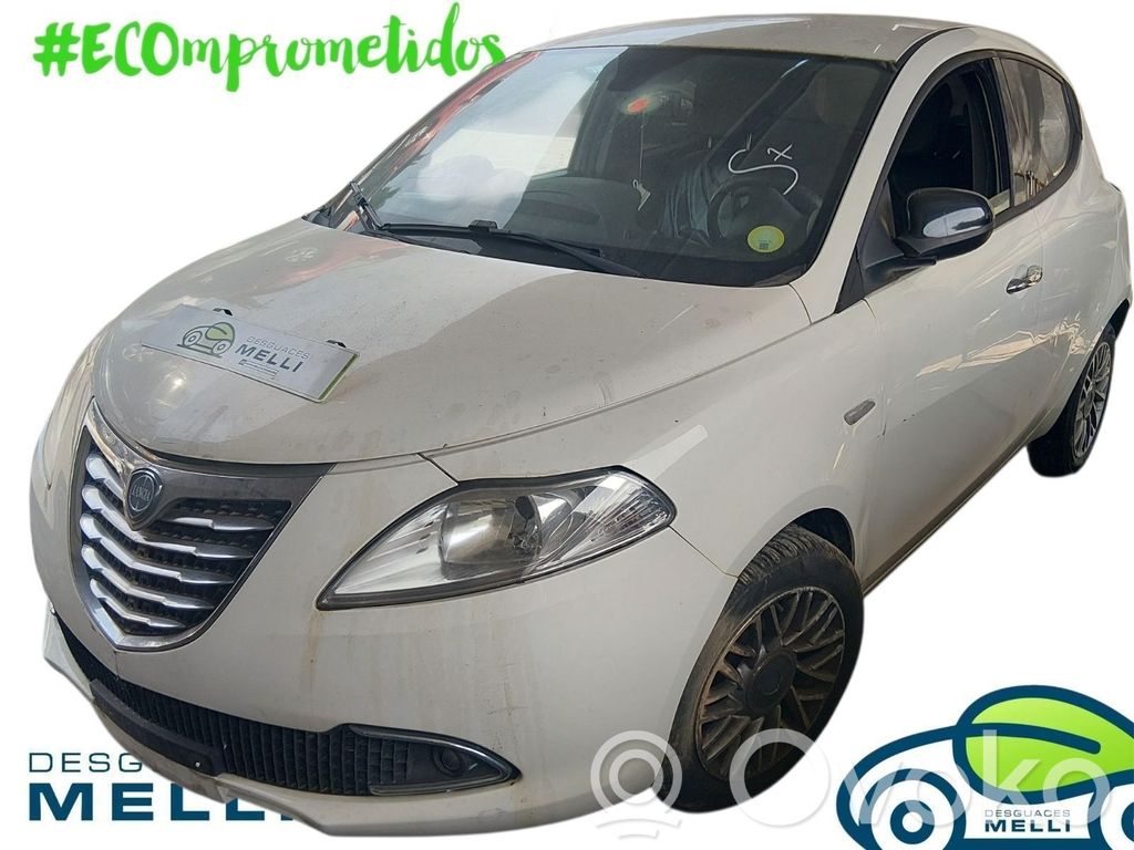 Ypsilon Ypsilon  51833786