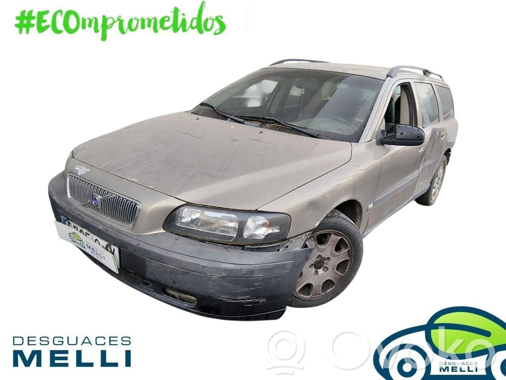 V70 S70, V70, V70 XC  8689590