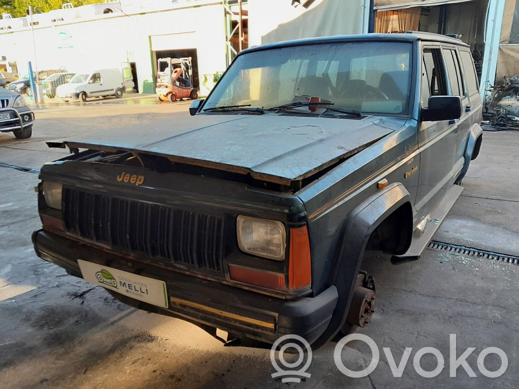 Cherokee XJ Cherokee  55076057AB