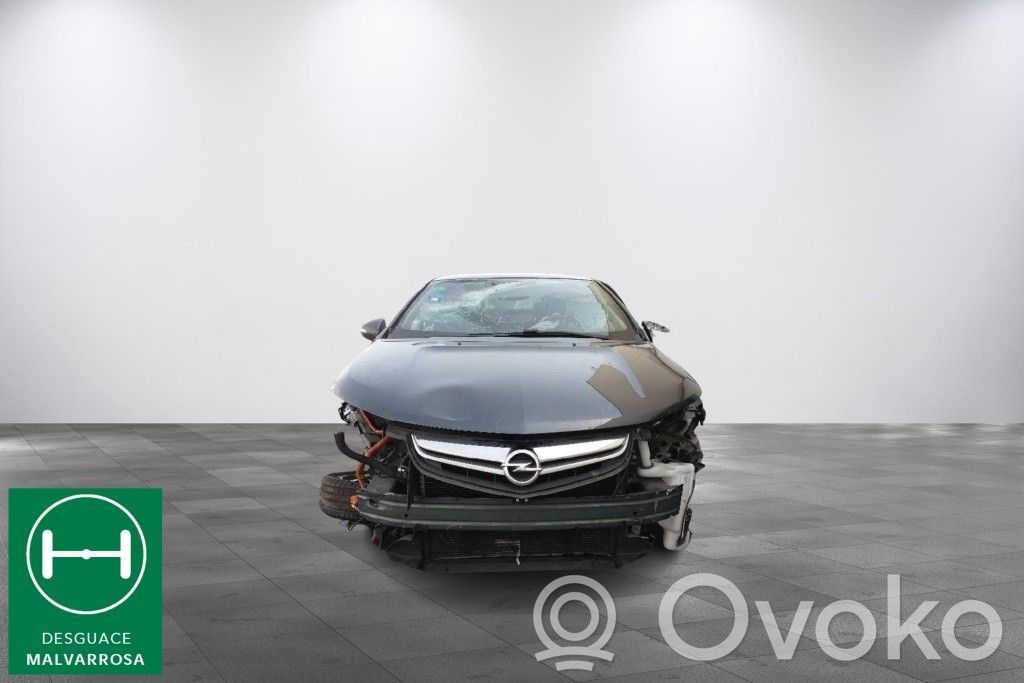 Ampera Ampera  22785253