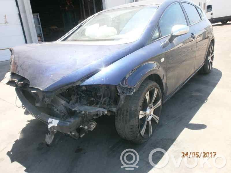 Leon (1P) Leon  5P0857511DY20
