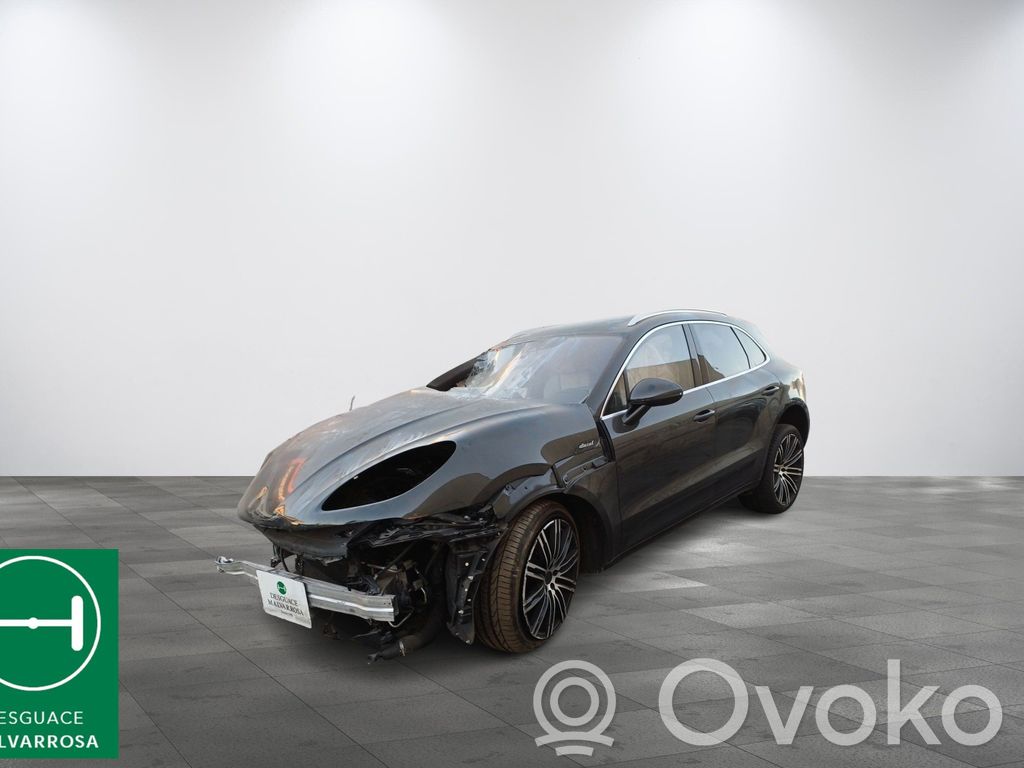Macan (95B) Macan  95B945095D