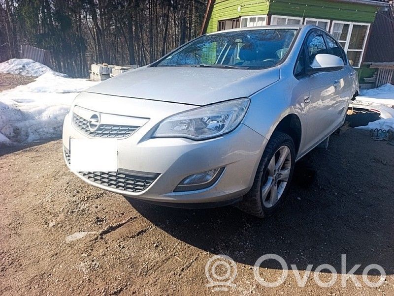 Astra J Astra  13268705