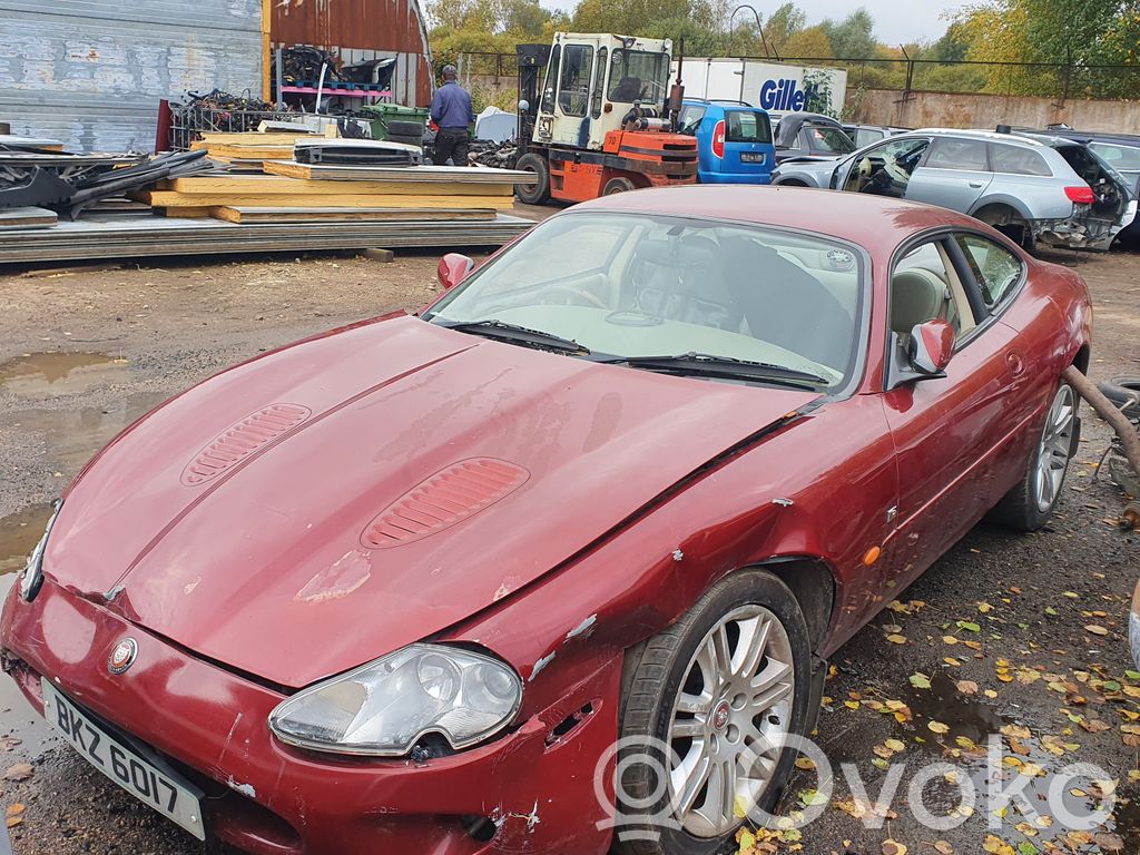 XK8 - XKR XK-Series