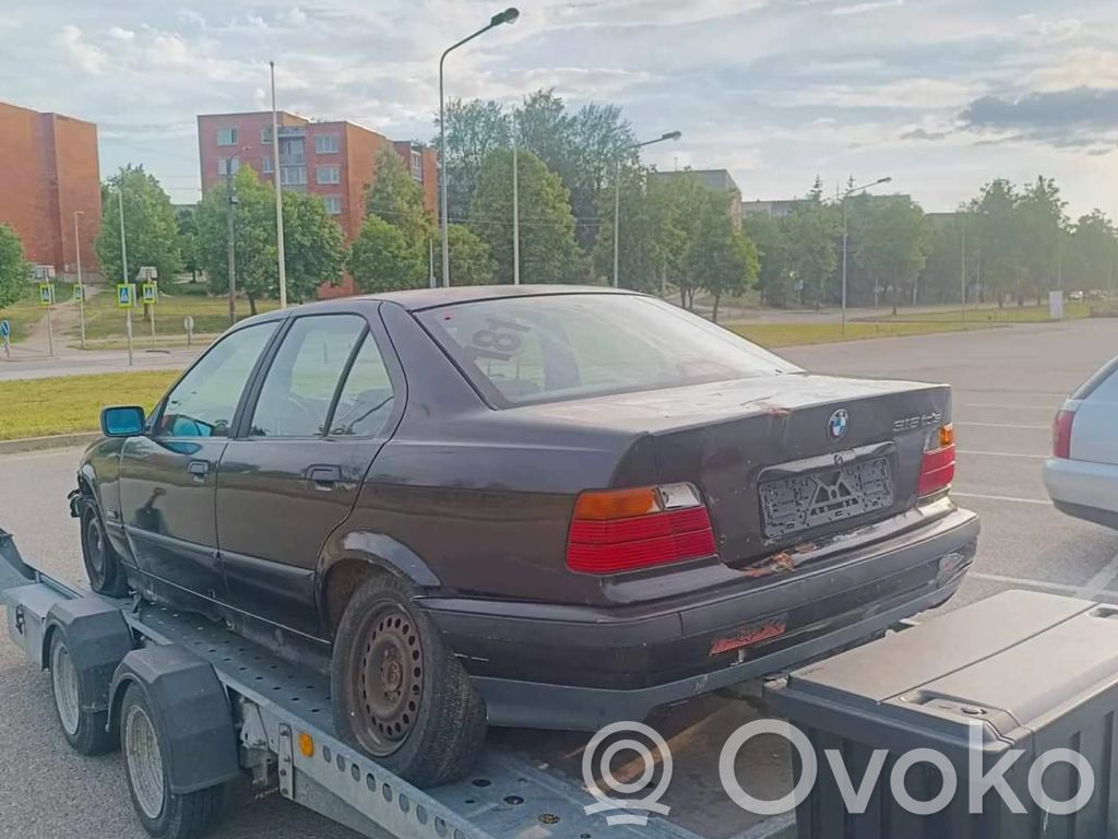 3 E36 Series 3  2243560
