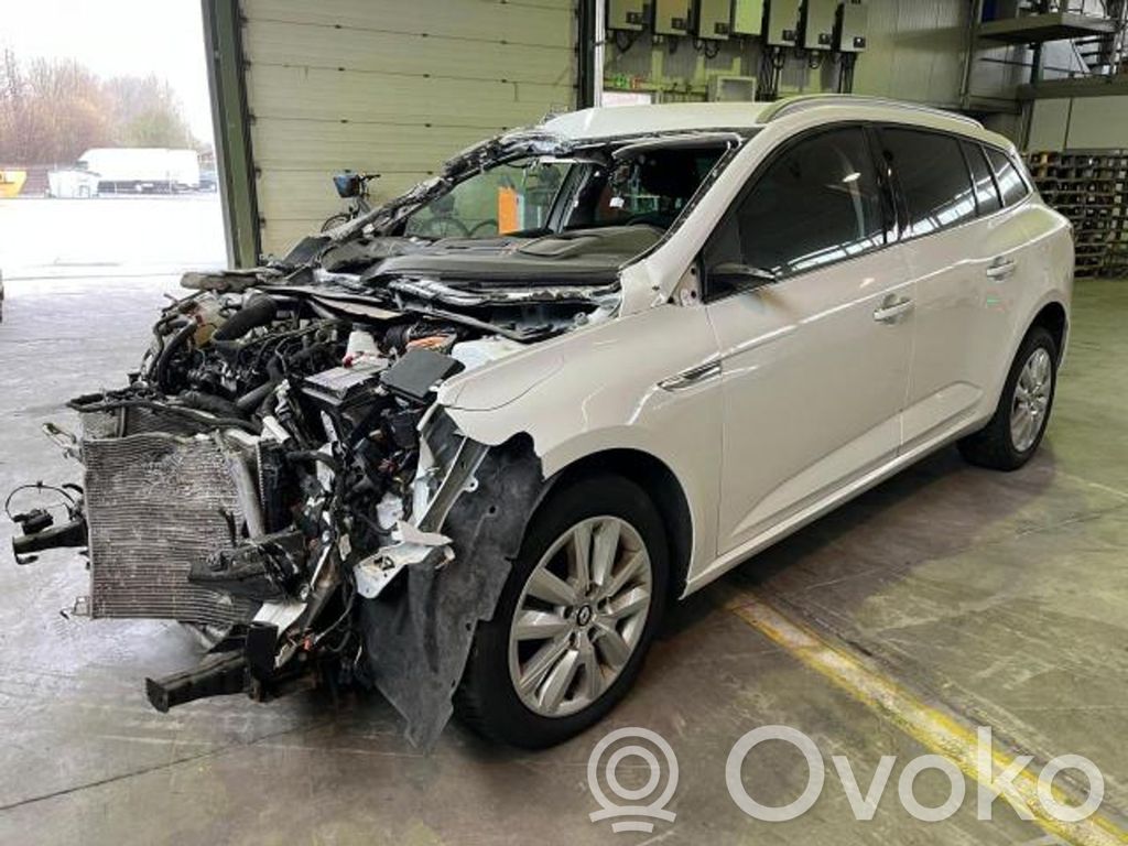 Megane IV Megane  8200048024