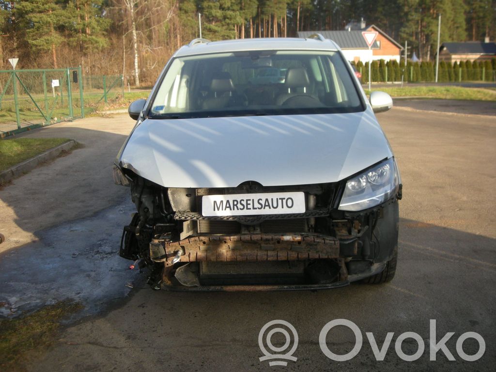 Sharan Sharan  5N0199262F