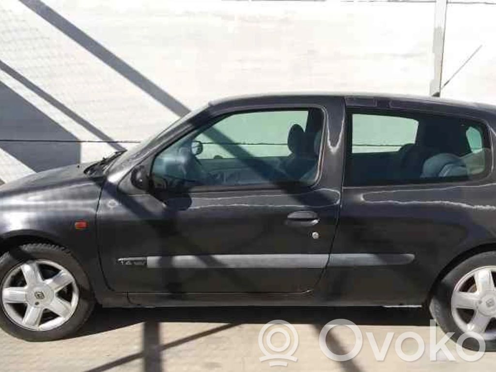 Clio II Clio  8200156548
