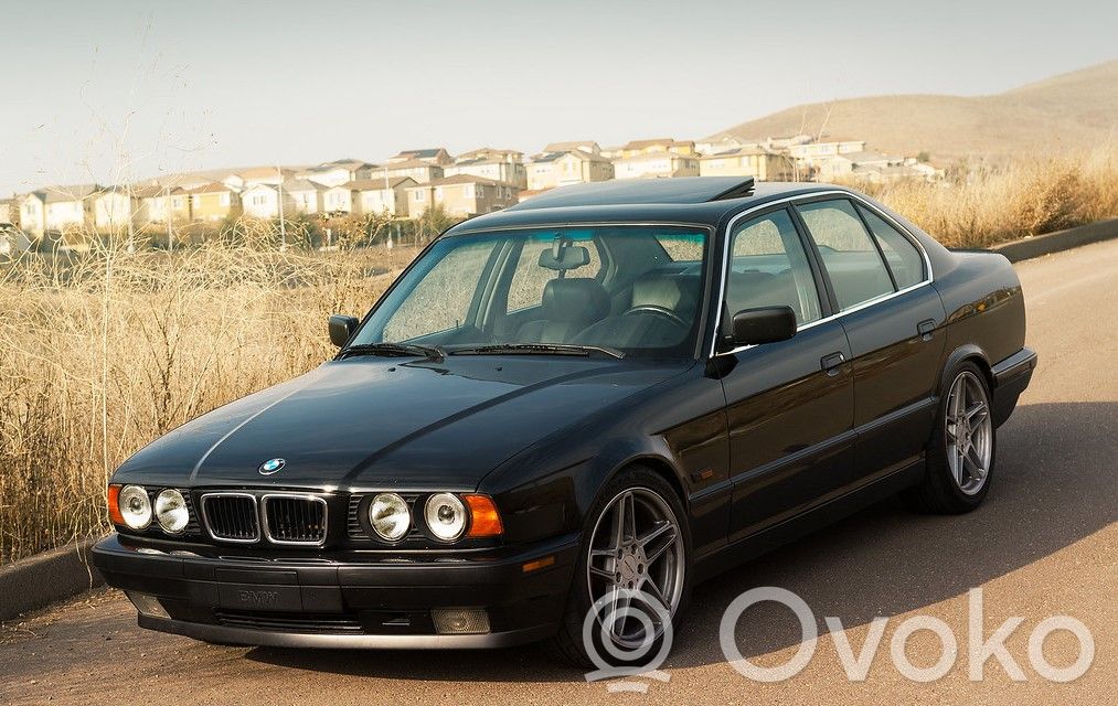 5 E34 Series 5  51168119711