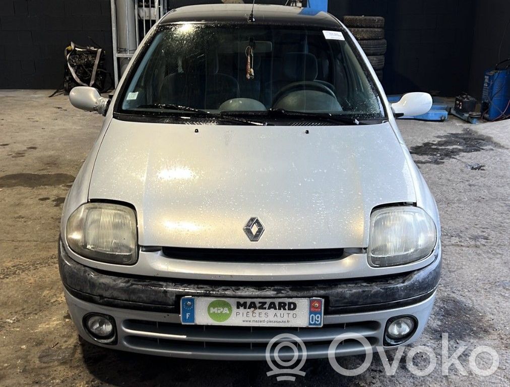 Clio II Clio  7701473064