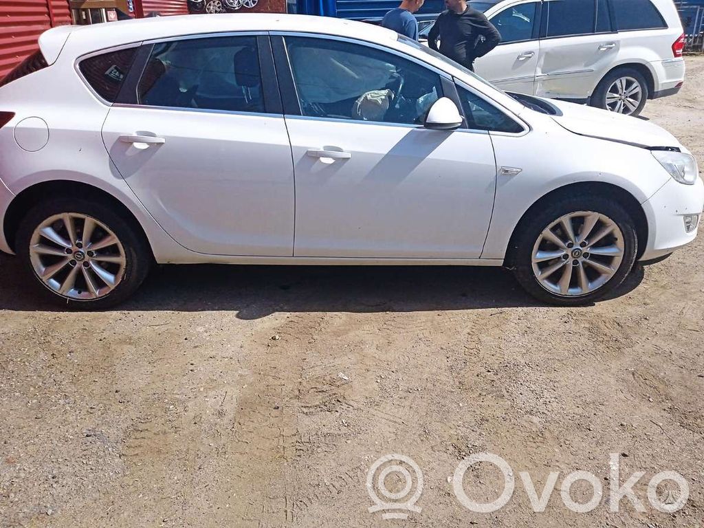 Astra J Astra  13268702