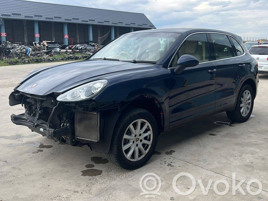 Cayenne (92A) Cayenne  7P5907401