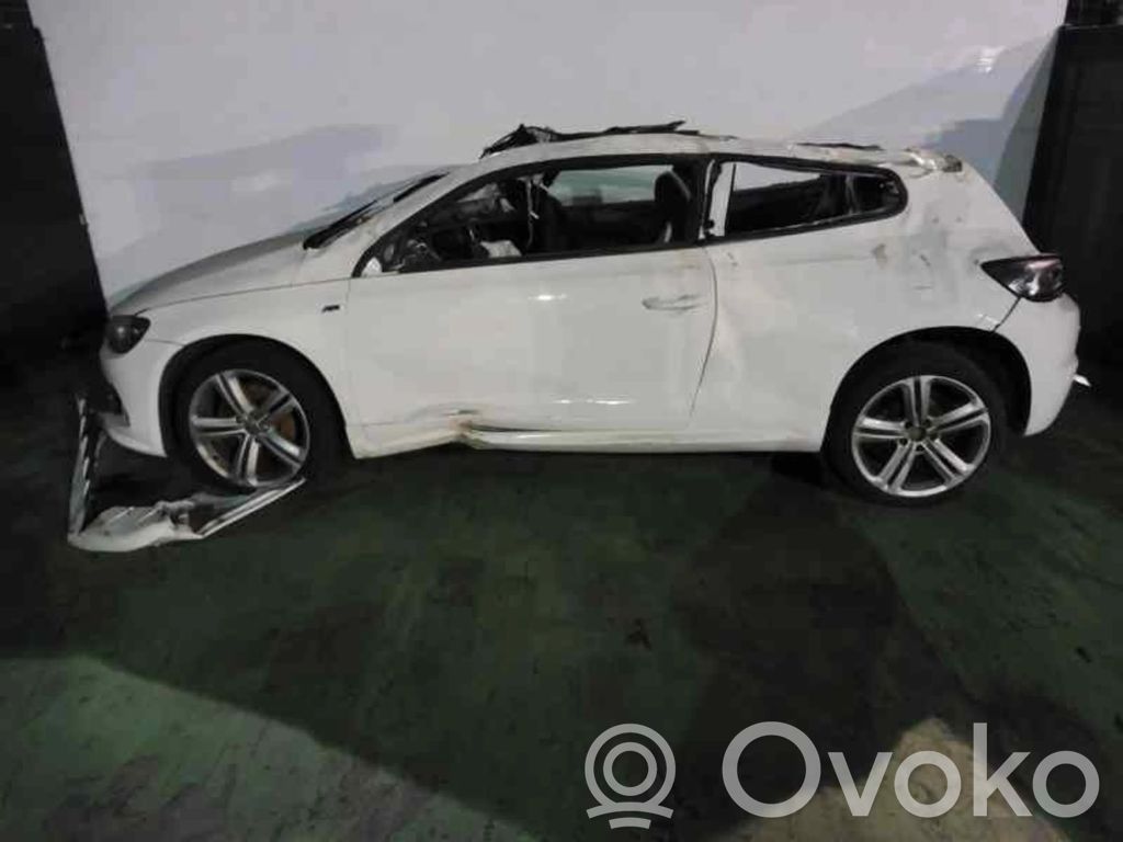 Scirocco Scirocco  02M911024P