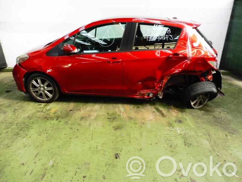 Yaris Yaris  8946702080