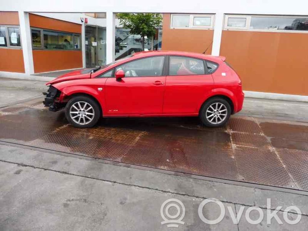 Leon (1P) Leon  03F906070HC