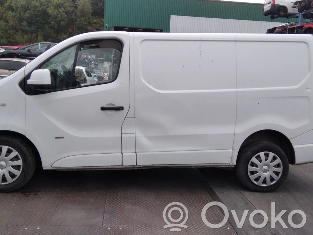 Vivaro Vivaro  02085R