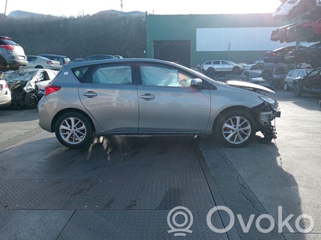 Auris E180 Auris  8946702080