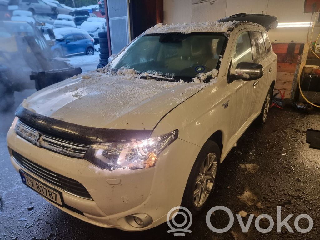 Outlander Outlander  8637B395