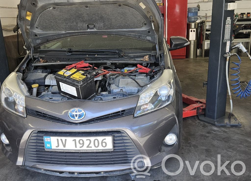 Yaris Yaris  896810D051