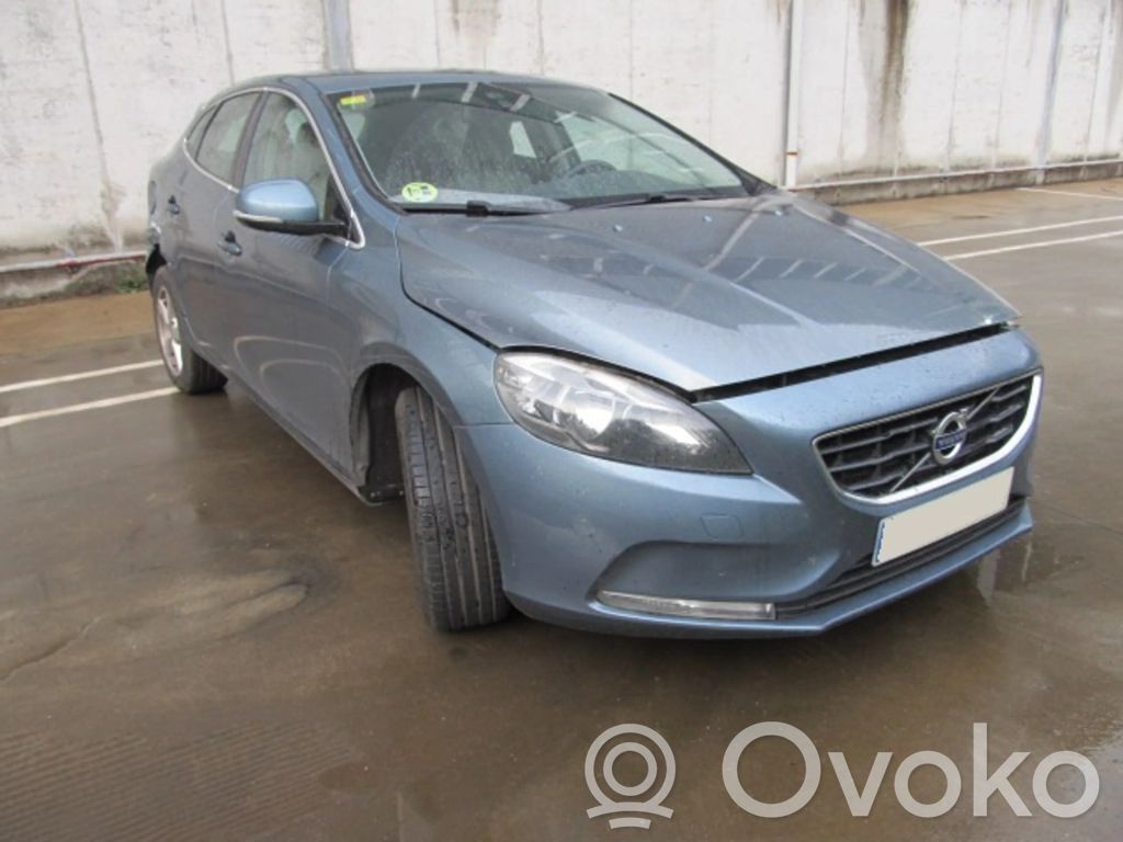 V40 S40, V40  32351000