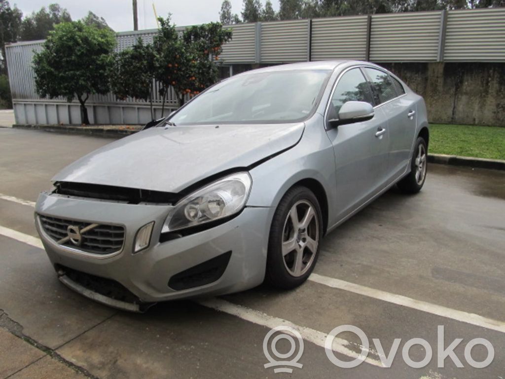 S60 S60  1109398