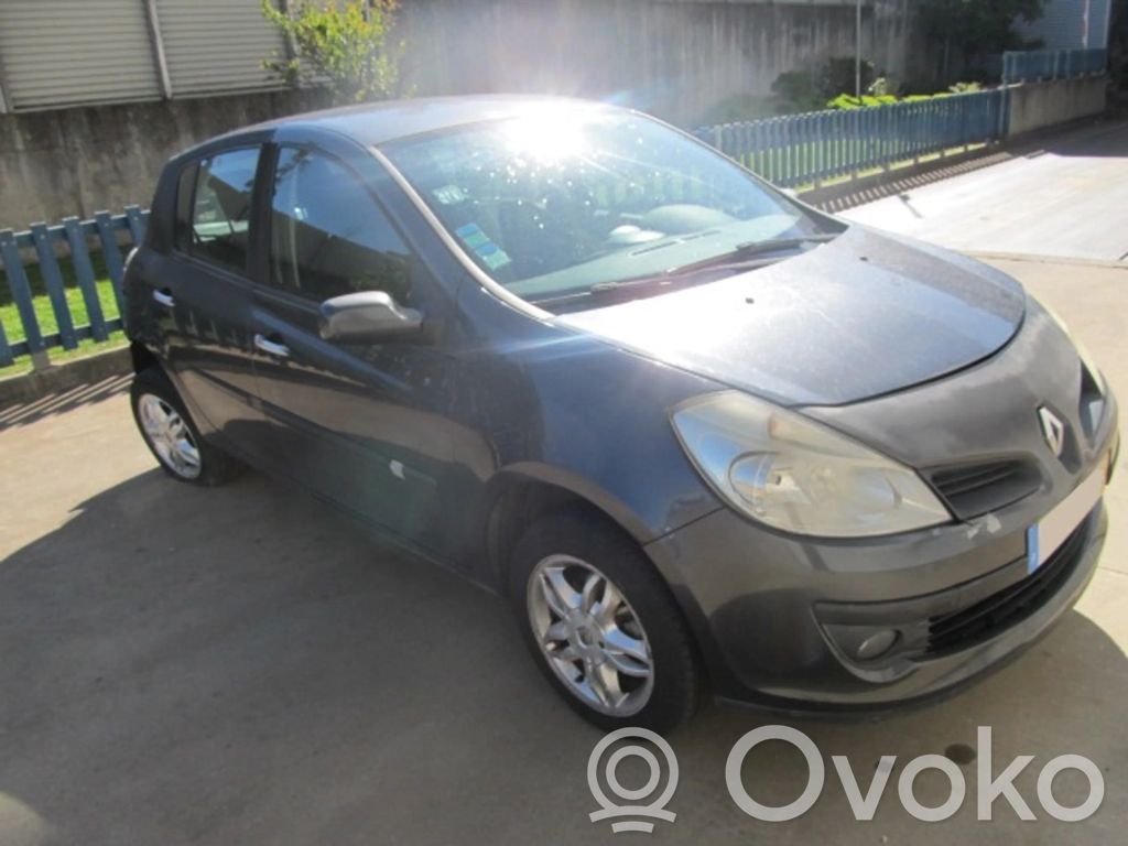 Clio III Clio  H7700274189