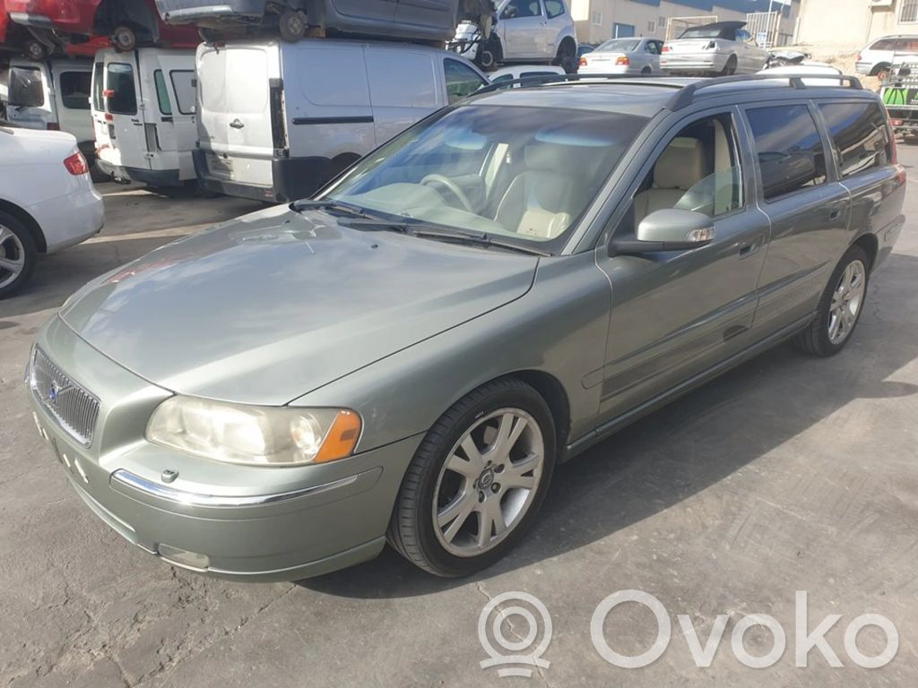 V70 S70, V70, V70 XC  0124525060