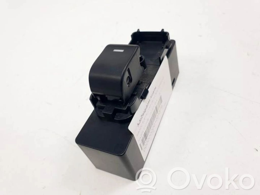 6 6  GKL166370A